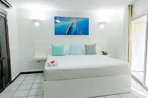 Paradise Beach Hotel & Resort