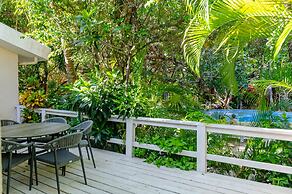 Paradise Beach Hotel & Resort