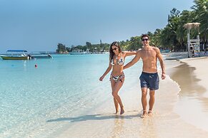 Paradise Beach Hotel & Resort