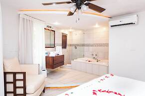 Paradise Beach Hotel & Resort