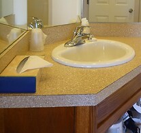 Yankee Clipper Motel