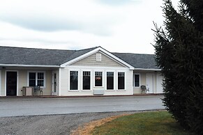 Yankee Clipper Motel