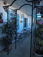 Suitcase Motel & Travel