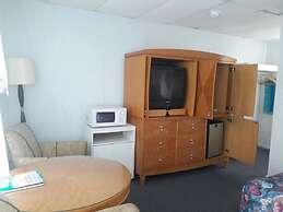 Suitcase Motel & Travel