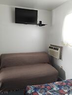 Suitcase Motel & Travel