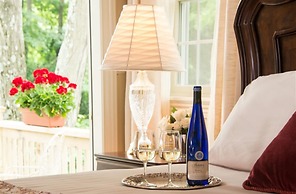 Caldwell House Bed & Breakfast