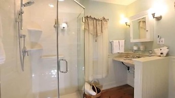 Caldwell House Bed & Breakfast