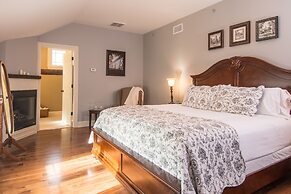 Caldwell House Bed & Breakfast