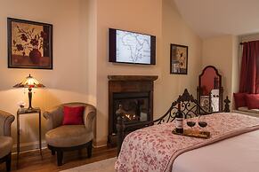 Caldwell House Bed & Breakfast