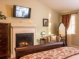 Caldwell House Bed & Breakfast