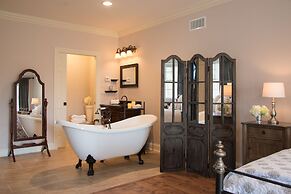 Caldwell House Bed & Breakfast