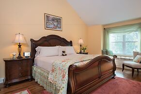 Caldwell House Bed & Breakfast