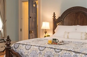 Caldwell House Bed & Breakfast