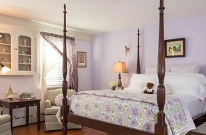 Caldwell House Bed & Breakfast