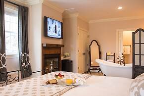 Caldwell House Bed & Breakfast