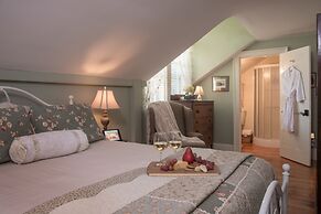 Caldwell House Bed & Breakfast