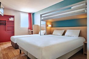 Kyriad Direct Mont De Marsan - St Avit