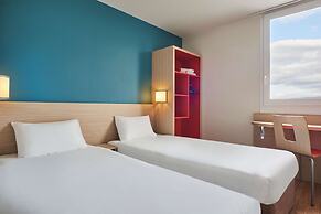 Kyriad Direct Mont De Marsan - St Avit