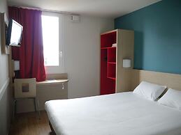 Kyriad Direct Mont De Marsan - St Avit