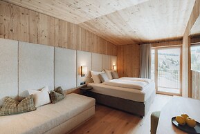 Saltria - your Alpine experience