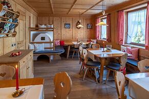 Saltria - your Alpine experience