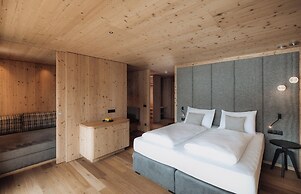 Saltria - your Alpine experience