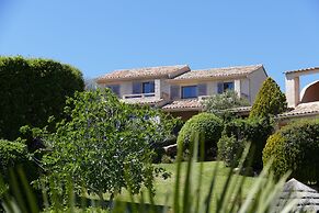 Domaine Santa Giulia Palace