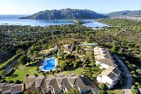 Domaine Santa Giulia Palace