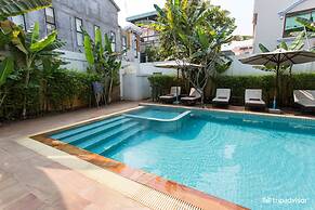 Apsara Centrepole Hotel