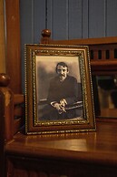 The Samoan Outrigger Hotel