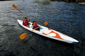 Hotel y Centro de Convenciones Jardines del Lago