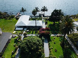 Hotel y Centro de Convenciones Jardines del Lago