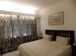 Bizafrika Guest Lodge & Conference Center