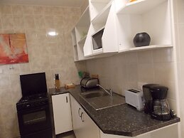 Bizafrika Guest Lodge & Conference Center