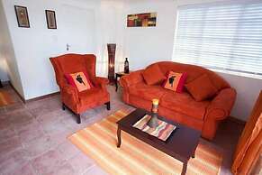 Bizafrika Guest Lodge & Conference Center