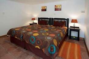 Bizafrika Guest Lodge & Conference Center