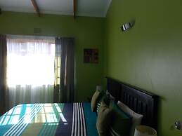 Bizafrika Guest Lodge & Conference Center