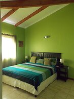 Bizafrika Guest Lodge & Conference Center