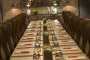 Kimpton Hotel Monaco Philadelphia by IHG