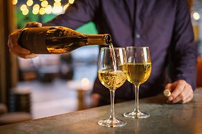 Kimpton Hotel Monaco Philadelphia by IHG