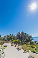 Residences Island View