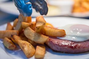 Northern Sands Hotel