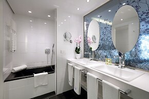 Eurostars Book Hotel