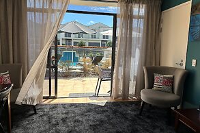 DeLorenzo's Studio Apartments