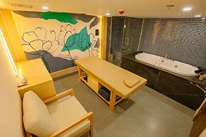 Bao Son International Hotel