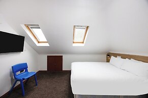 Arinza Hotel, London Ilford