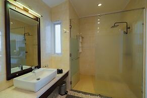 Villa Del Sol Beach resort & Spa