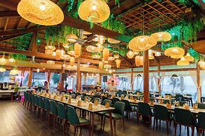 Villa Del Sol Beach resort & Spa