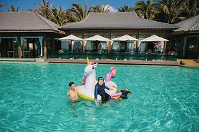 Villa Del Sol Beach resort & Spa