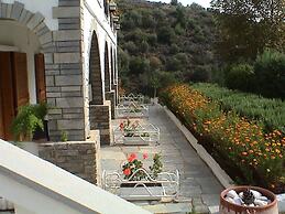 Pantheon Studios Apartments